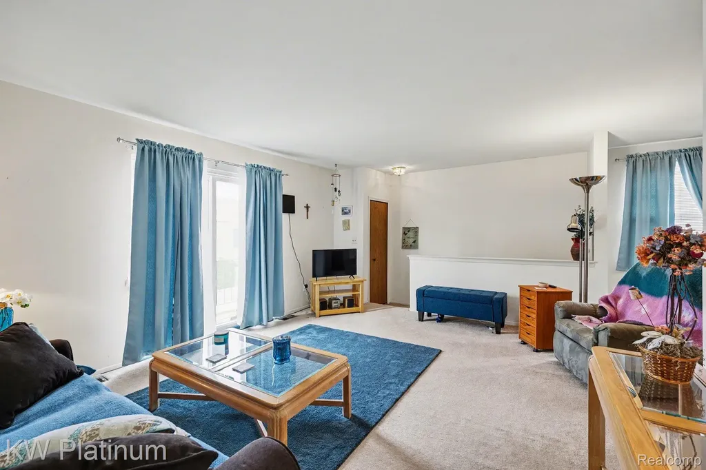 44566 N Bunker Hill Drive Clinton Charter Township MI 48038