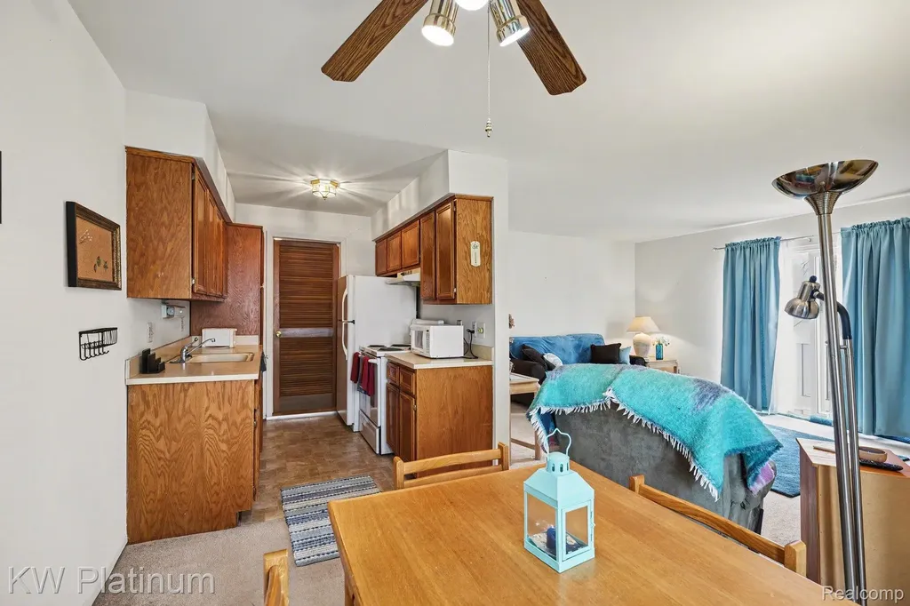 44566 N Bunker Hill Drive Clinton Charter Township MI 48038