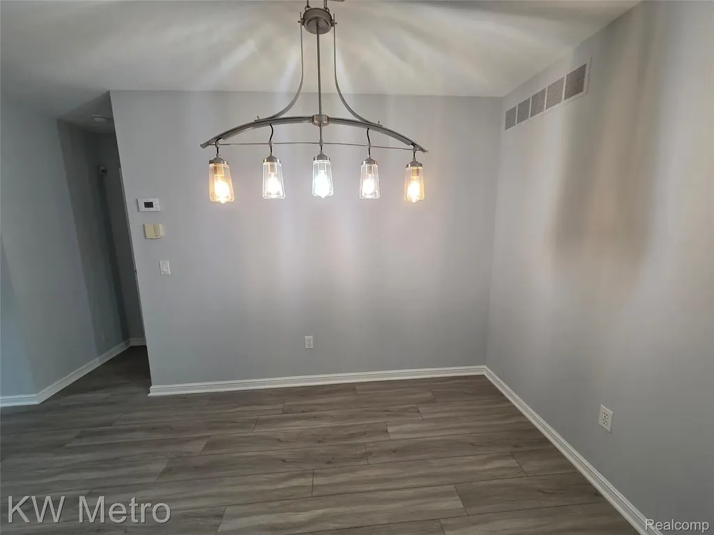 6680 Ridgefield Circle West Bloomfield Charter Township MI 48322