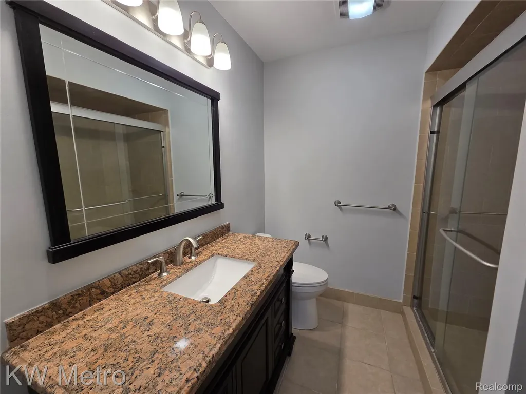 6680 Ridgefield Circle West Bloomfield Charter Township MI 48322