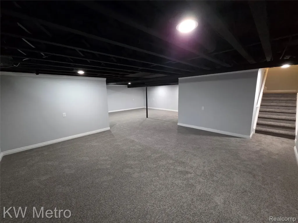 6680 Ridgefield Circle West Bloomfield Charter Township MI 48322