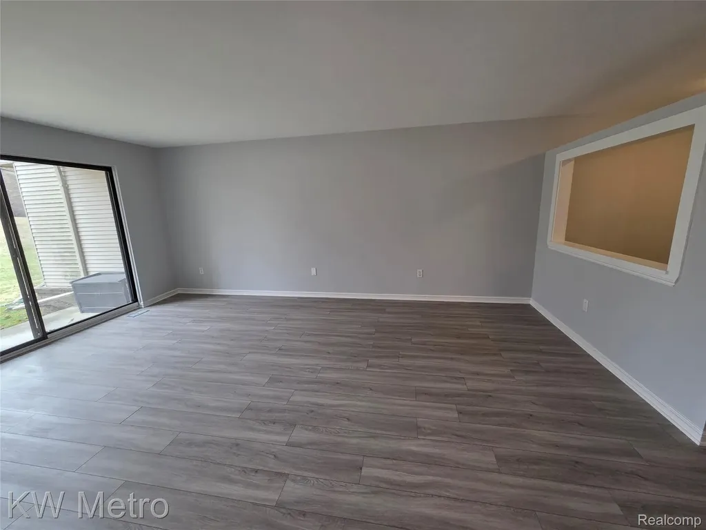 6680 Ridgefield Circle West Bloomfield Charter Township MI 48322