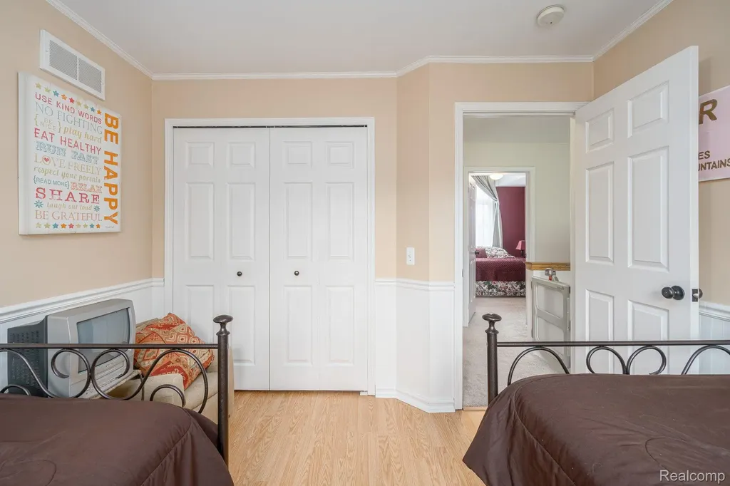 185 Columbia Drive South Lyon City MI 48178