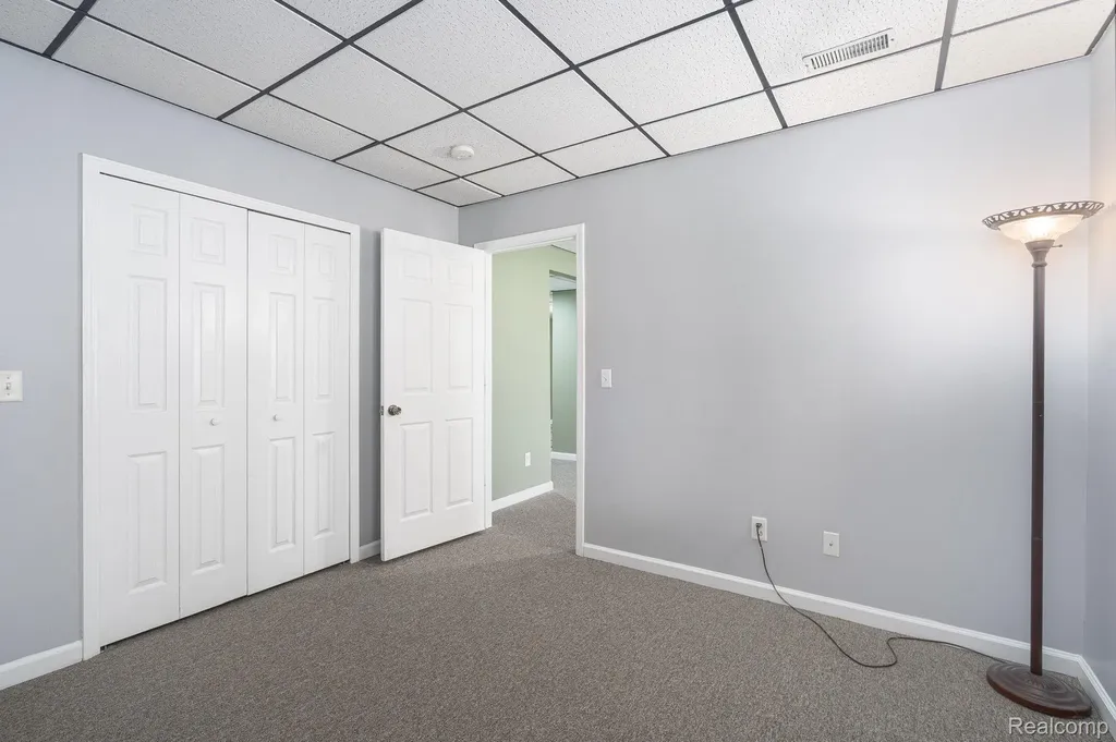 185 Columbia Drive South Lyon City MI 48178