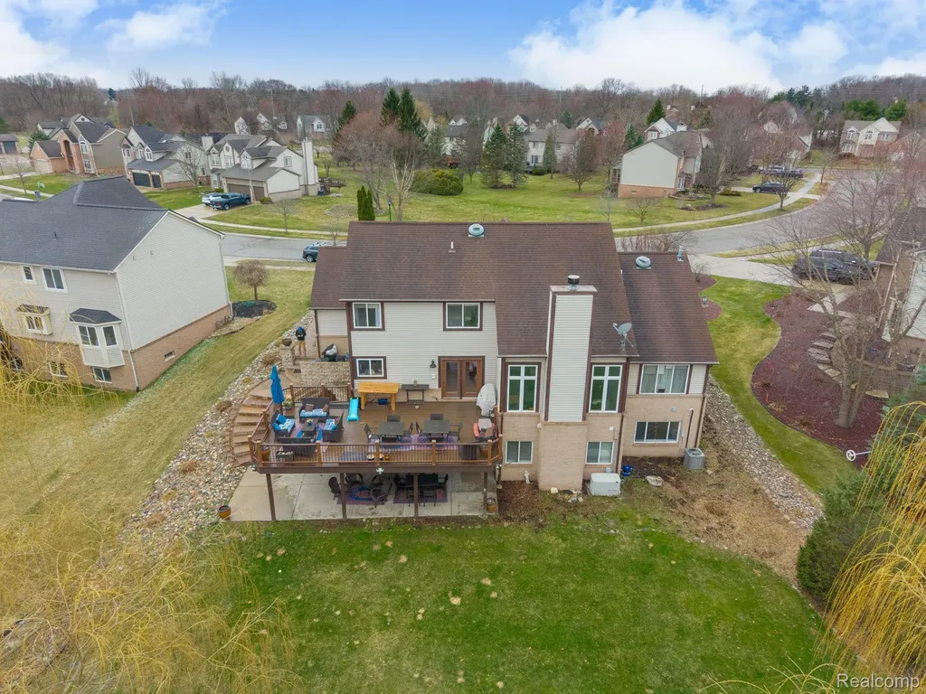 185 Columbia Drive South Lyon City MI 48178