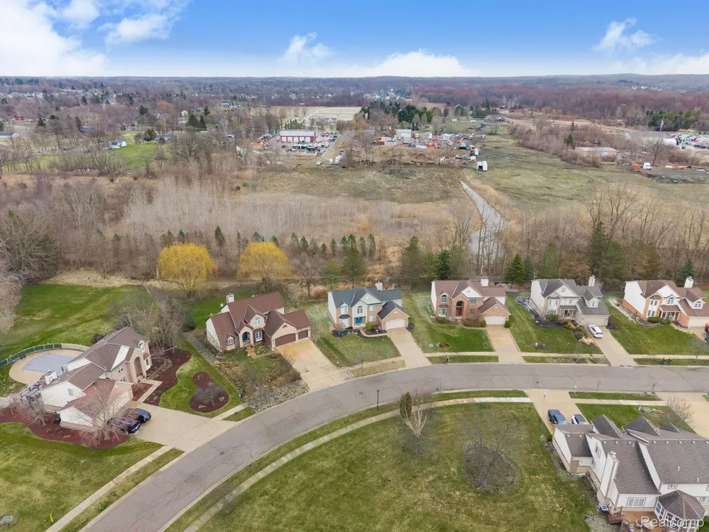 185 Columbia Drive South Lyon City MI 48178