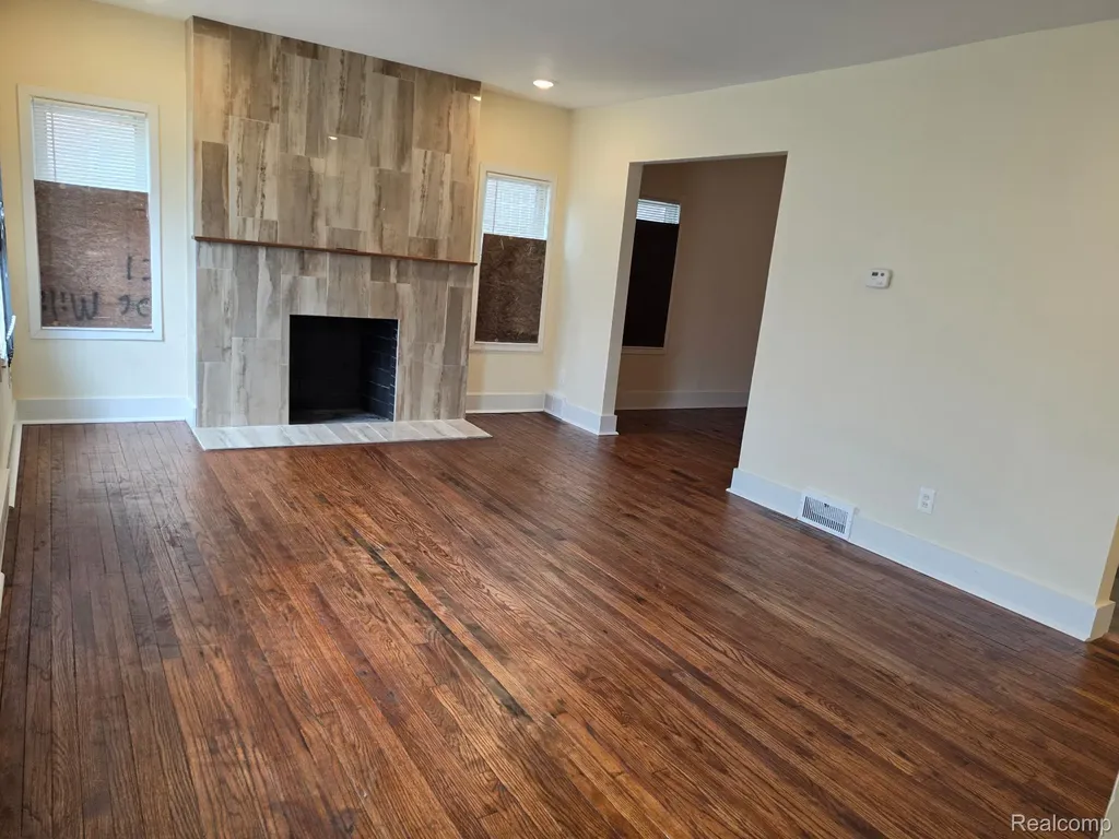 18284 Hartwell Street Detroit City MI 48235