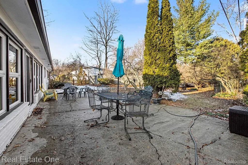 7251 Cottonwood Knoll West Bloomfield Charter Township MI 48322