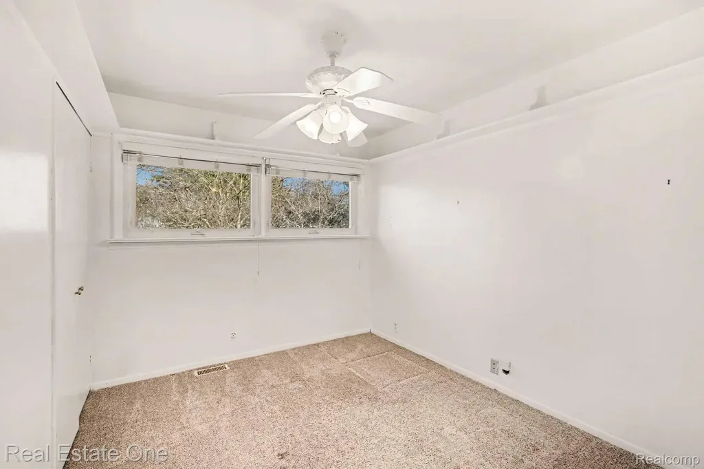 7251 Cottonwood Knoll West Bloomfield Charter Township MI 48322