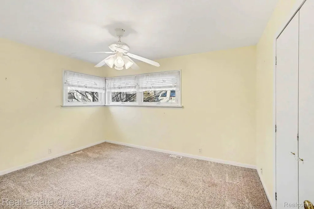 7251 Cottonwood Knoll West Bloomfield Charter Township MI 48322