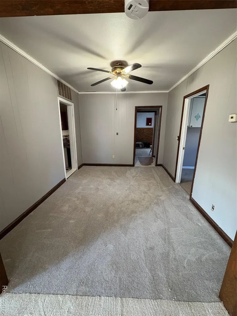 3363 Parkwood Avenue Monroe City MI 48162