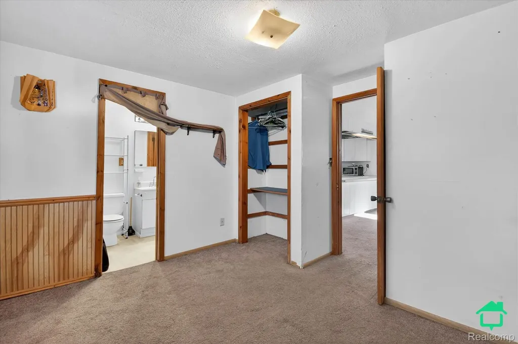 12763 Ostrander Road London Township MI 48159