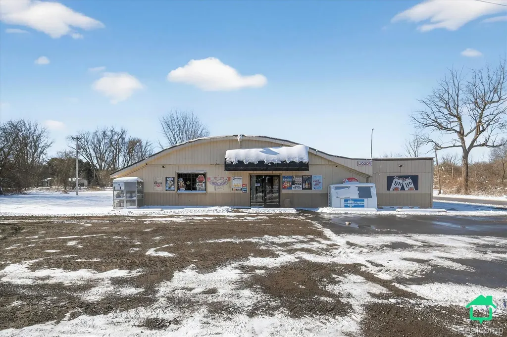 12763 Ostrander Road London Township MI 48159