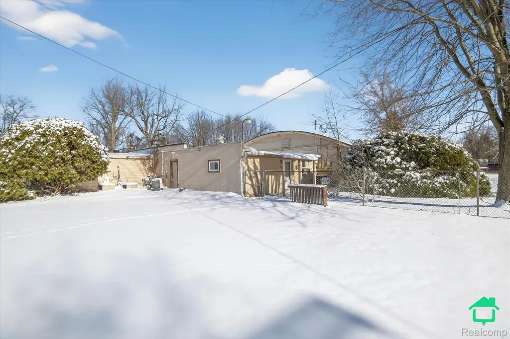 12763 Ostrander Road London Township MI 48159