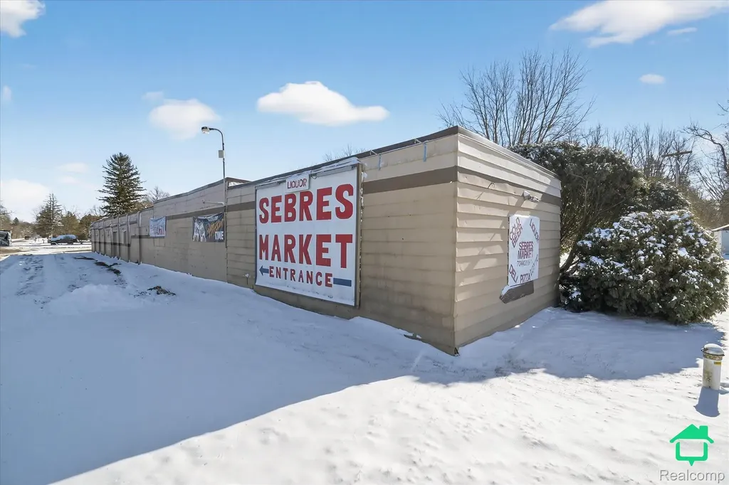 12763 Ostrander Road London Township MI 48159