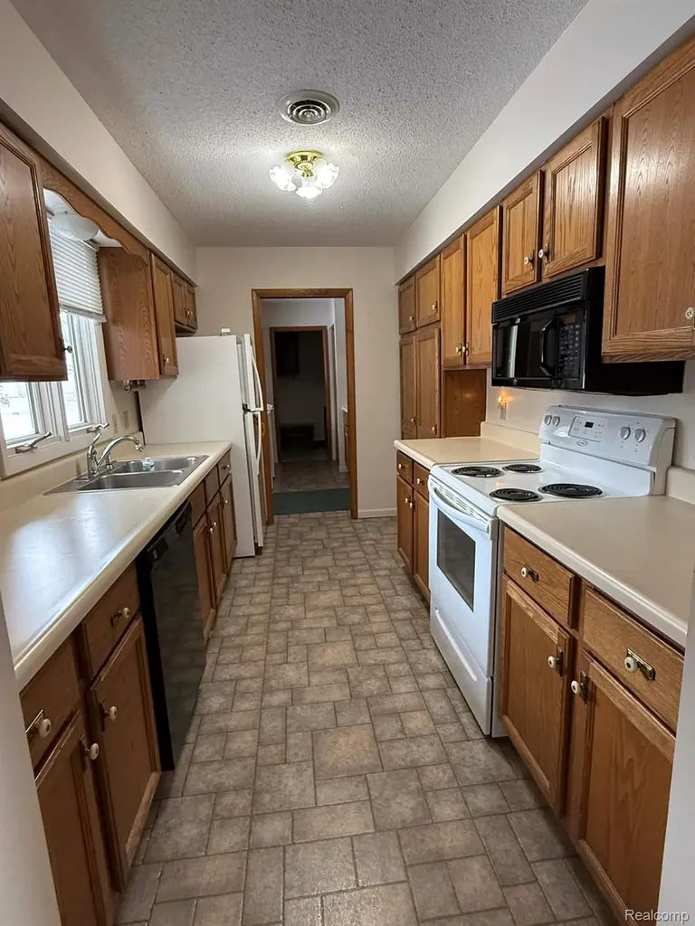 881 Amber Drive Bad Axe City MI 48413