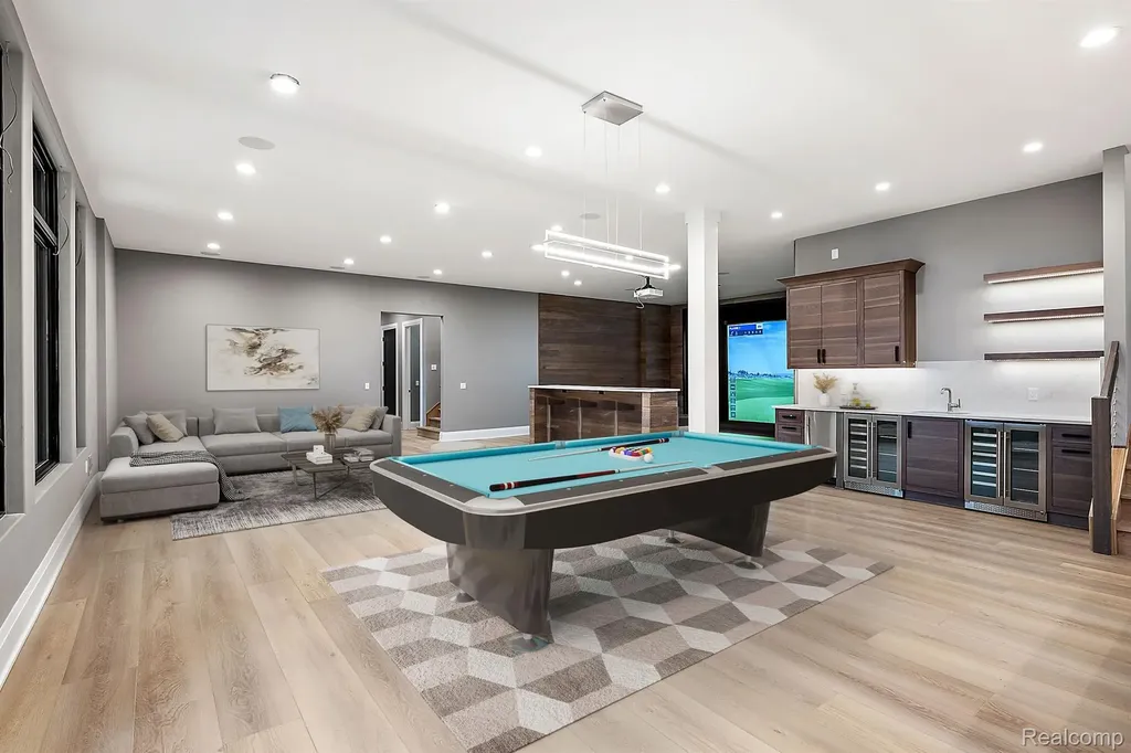 4483 Farm View Drive Ann Arbor City MI 48105
