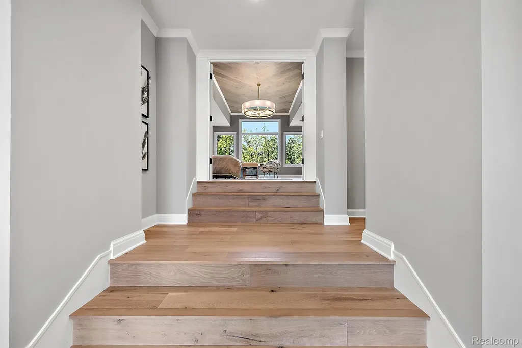 4995 Saddleridge Trail Ann Arbor City MI 48105