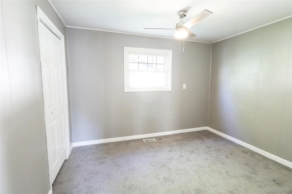 3319 Lakeview Street Frenchtown Township MI 48162