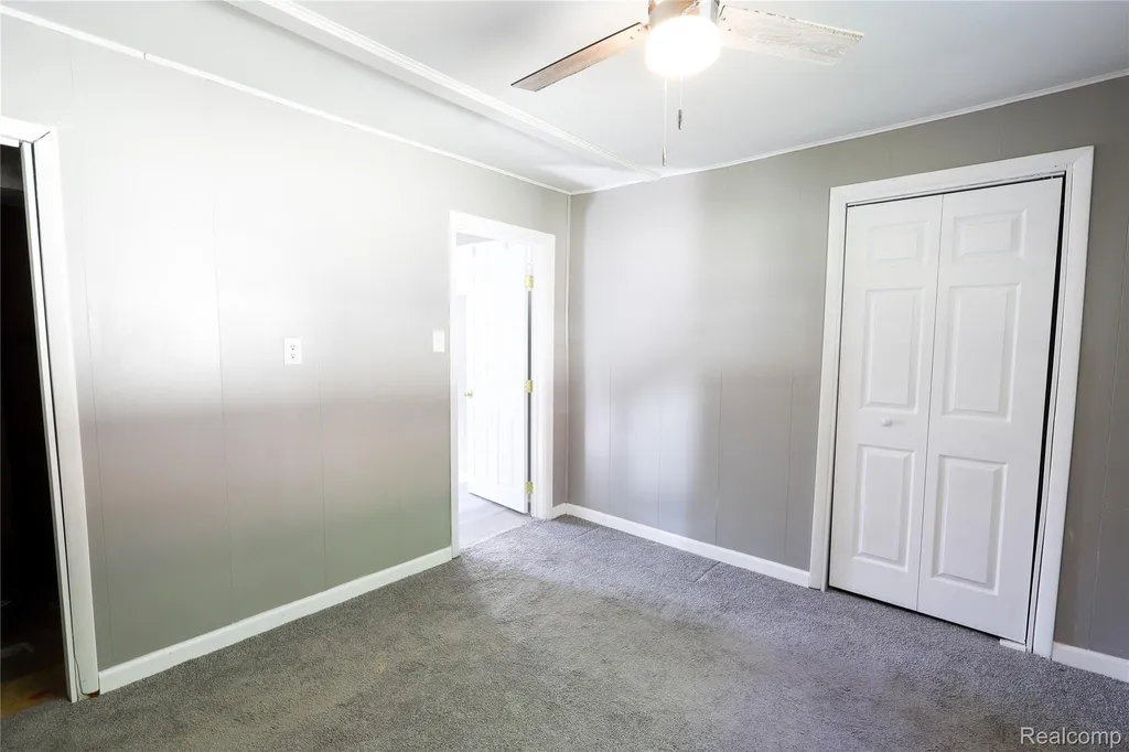 3319 Lakeview Street Frenchtown Township MI 48162