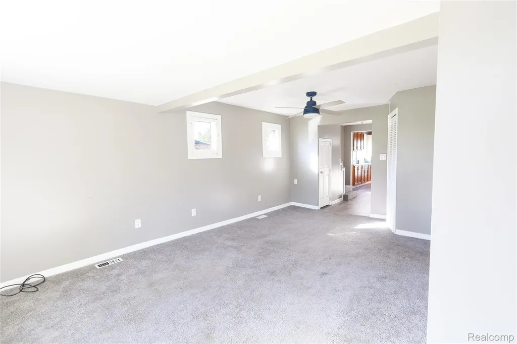 3319 Lakeview Street Frenchtown Township MI 48162
