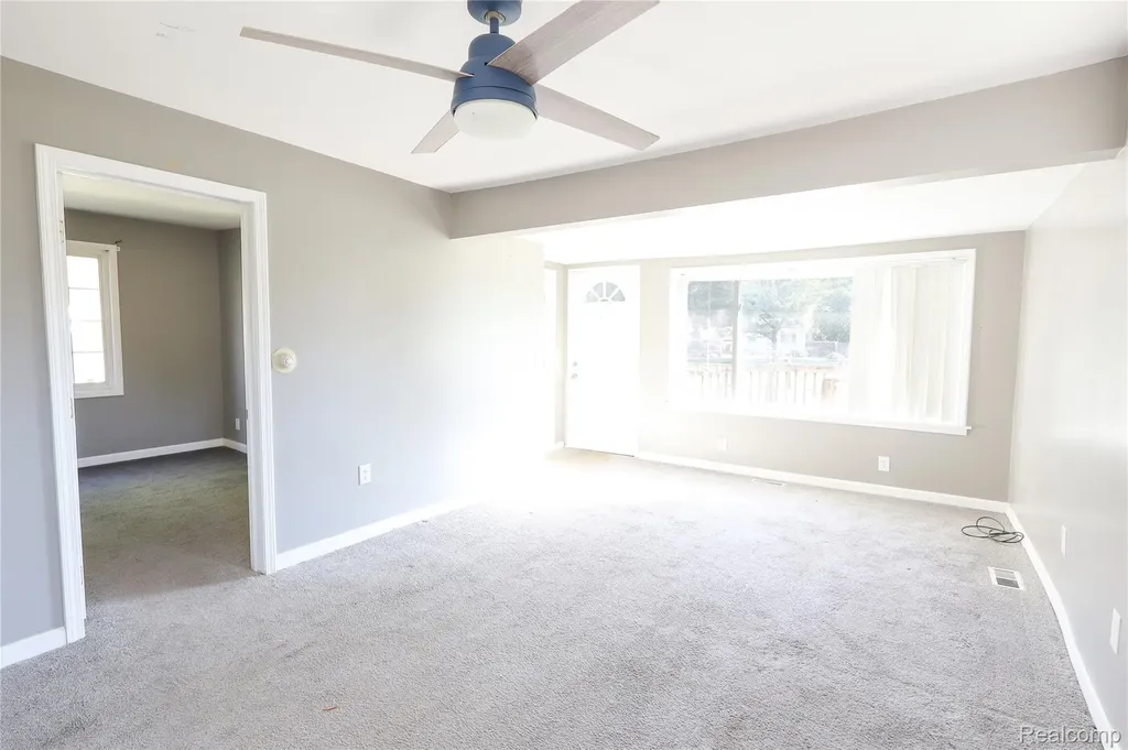 3319 Lakeview Street Frenchtown Township MI 48162