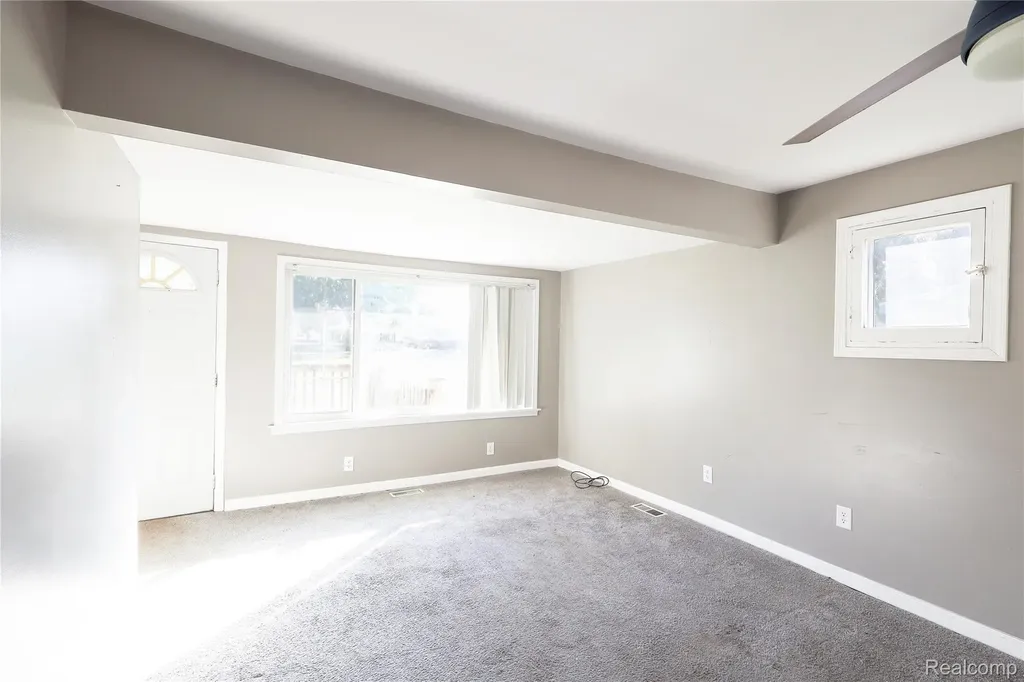 3319 Lakeview Street Frenchtown Township MI 48162