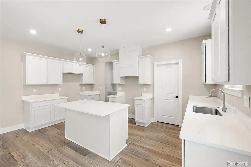 28326 Nadia Lane Chesterfield Township MI 48047