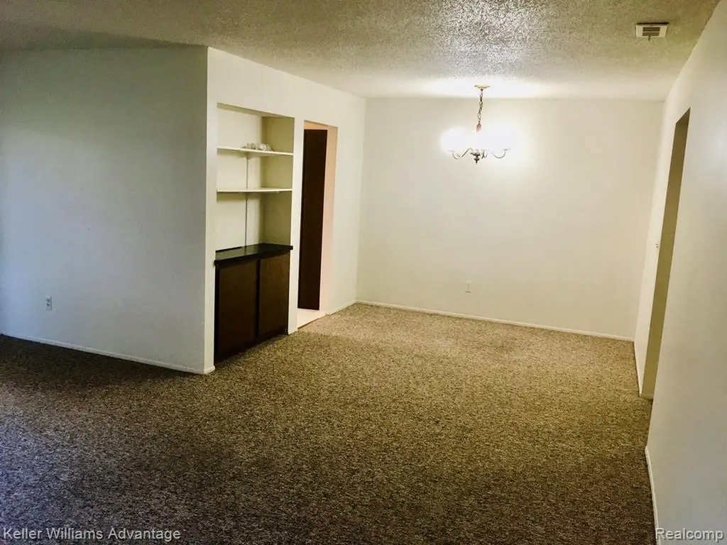 27915 Berrywood Lane Farmington Hills City MI 48334