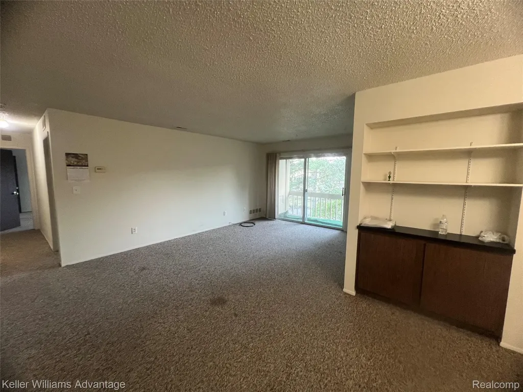 27915 Berrywood Lane Farmington Hills City MI 48334