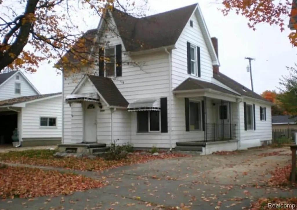 6140 1st Street Mayville Village MI 48744