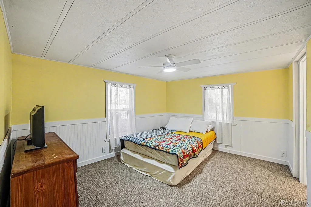 250 S Leaton Road Chippewa Township MI 48858