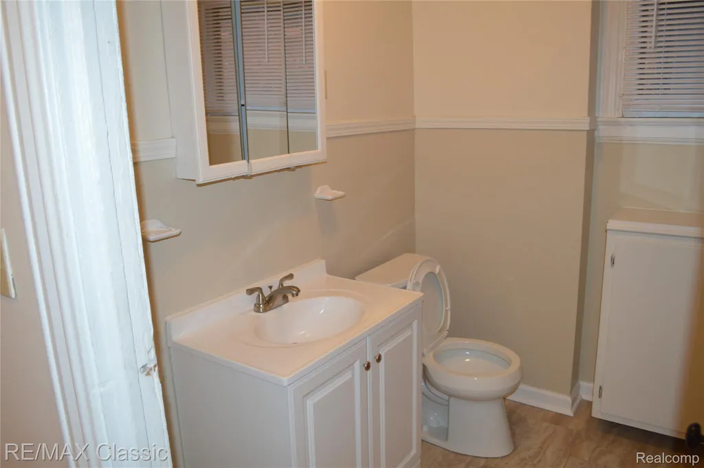5208 Commonwealth Detroit City MI 48208