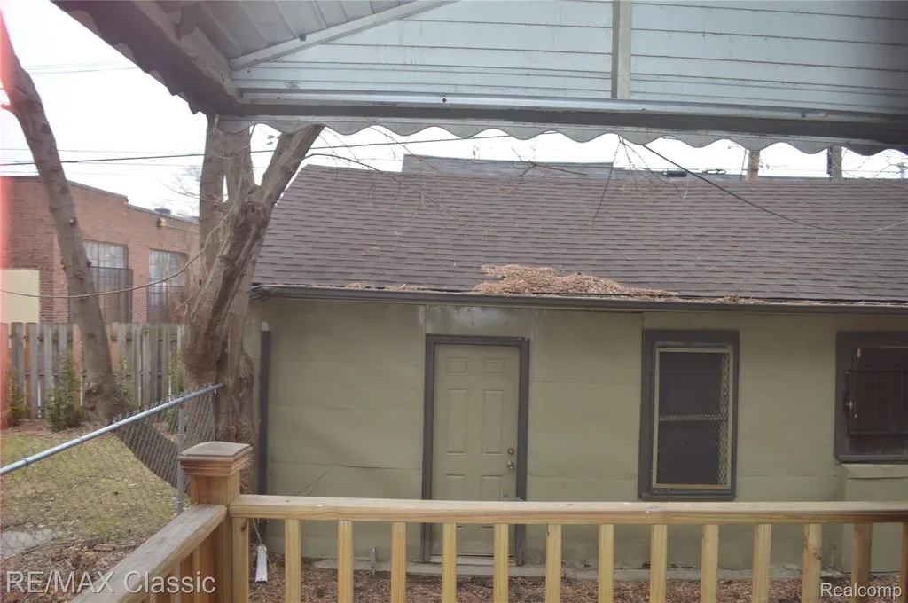 5208 Commonwealth Detroit City MI 48208
