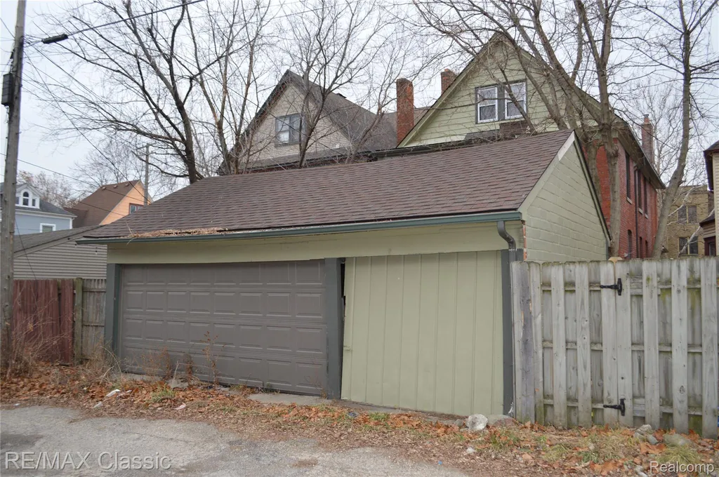 5208 Commonwealth Detroit City MI 48208