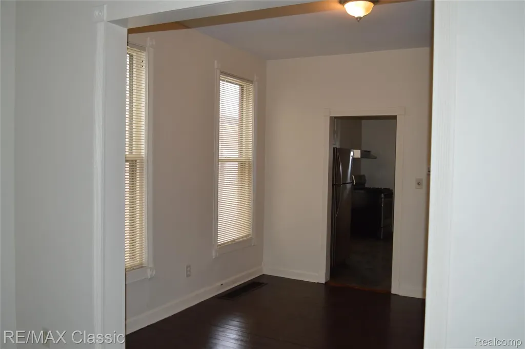 5208 Commonwealth Detroit City MI 48208