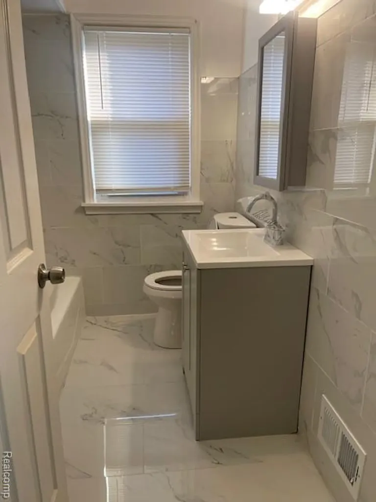 20157 Cheyenne Street Detroit City MI 48235