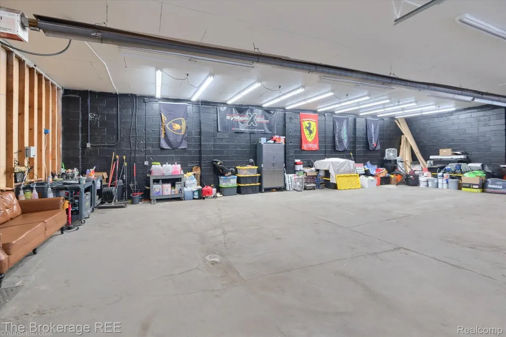 5482 Miller Road Swartz Creek City MI 48473