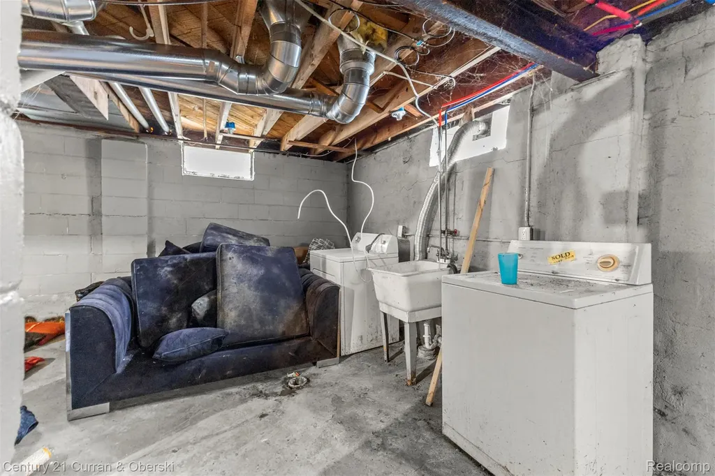 15364 Lawton Street Detroit City MI 48238