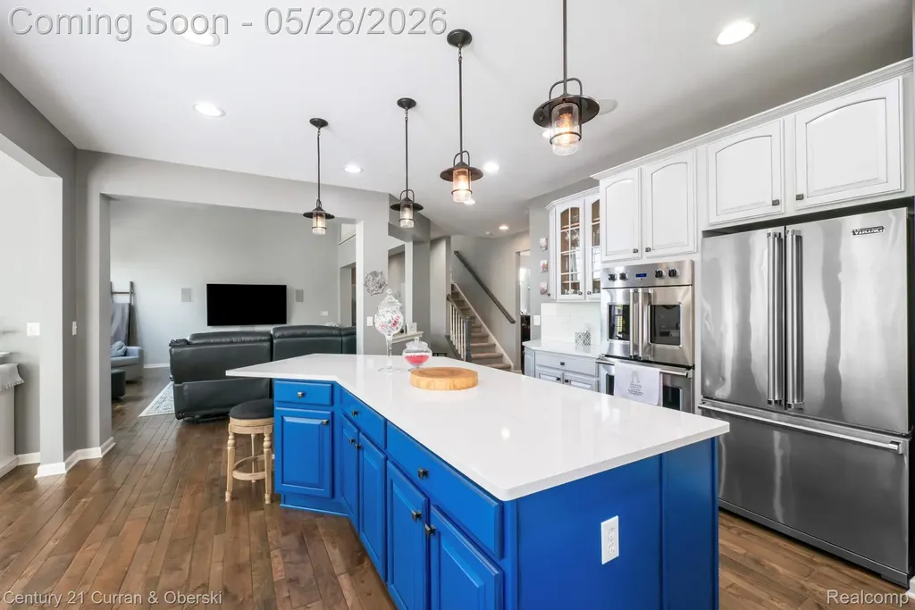 23498 Prescott Lane W Lyon Charter Township MI 48178
