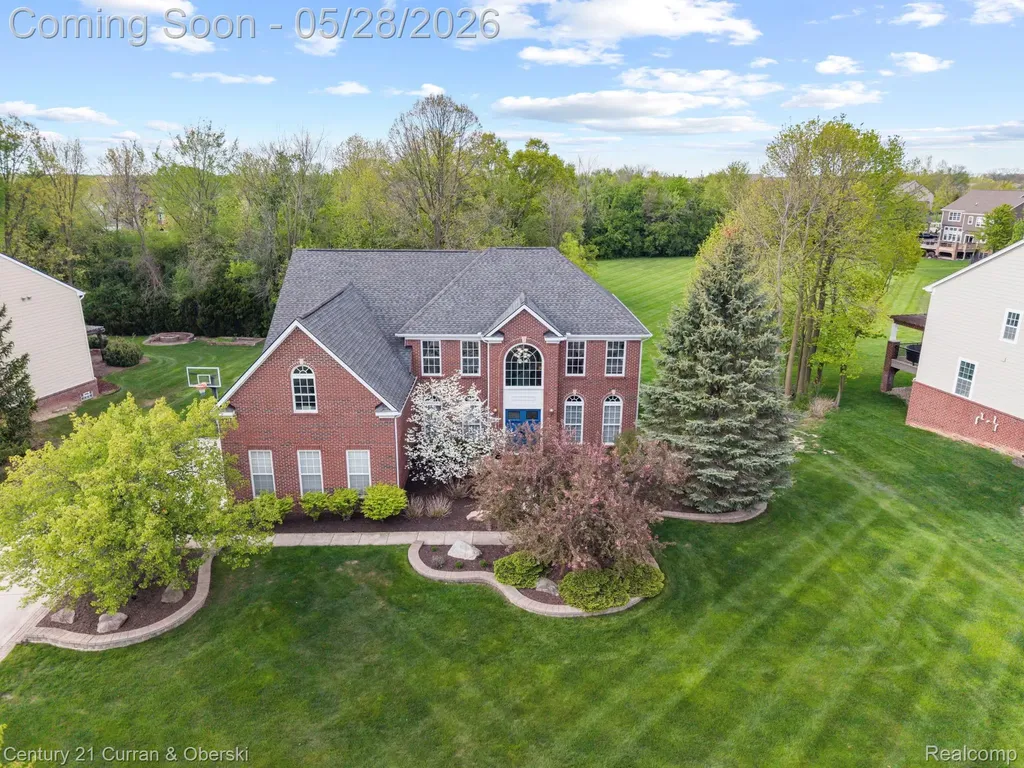 23498 Prescott Lane W Lyon Charter Township MI 48178