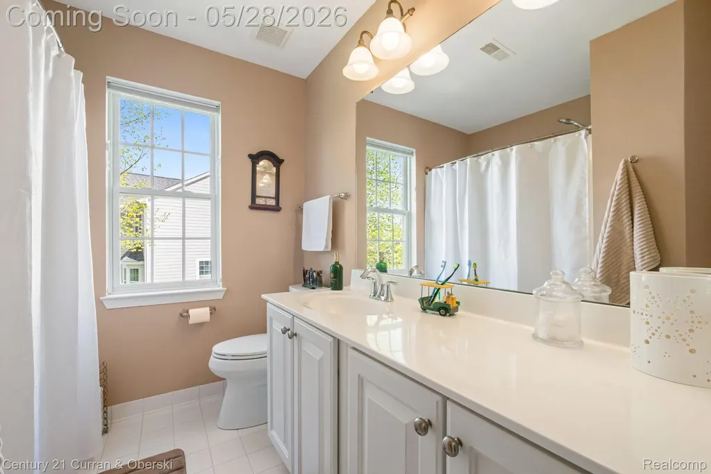 23498 Prescott Lane W Lyon Charter Township MI 48178