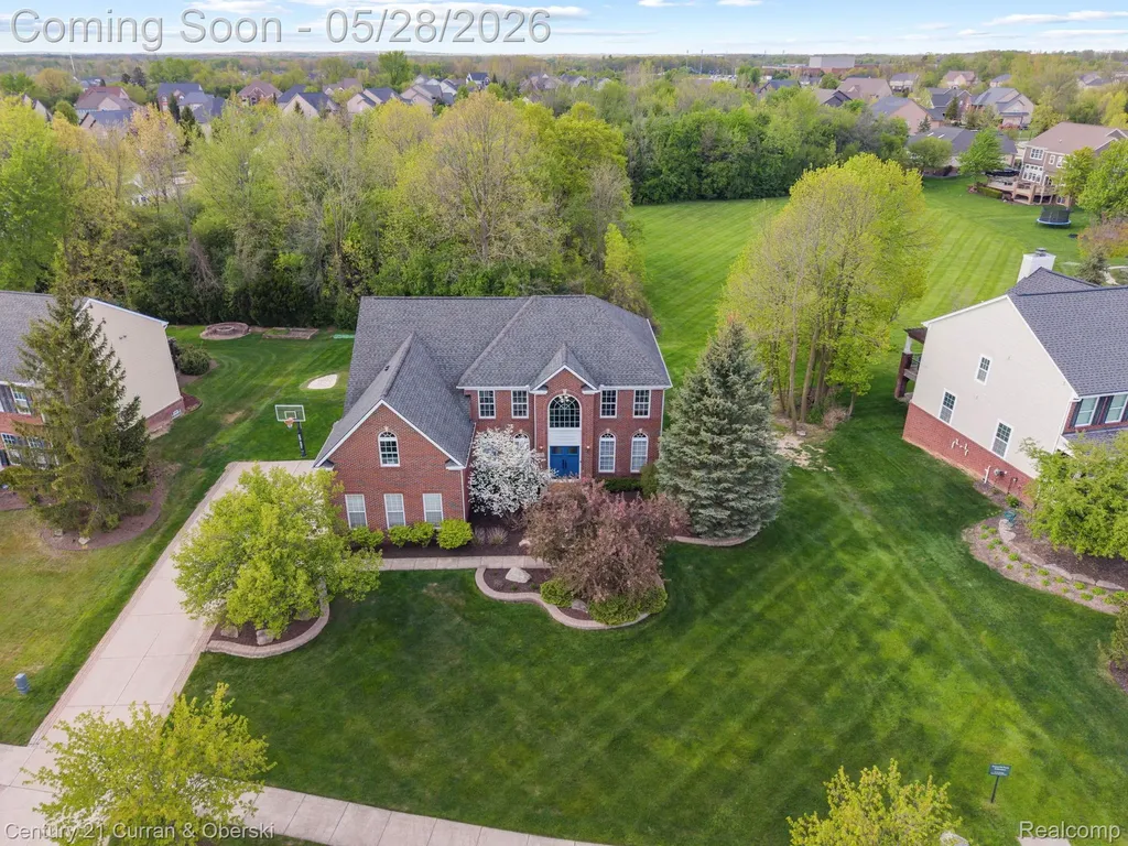 23498 Prescott Lane W Lyon Charter Township MI 48178
