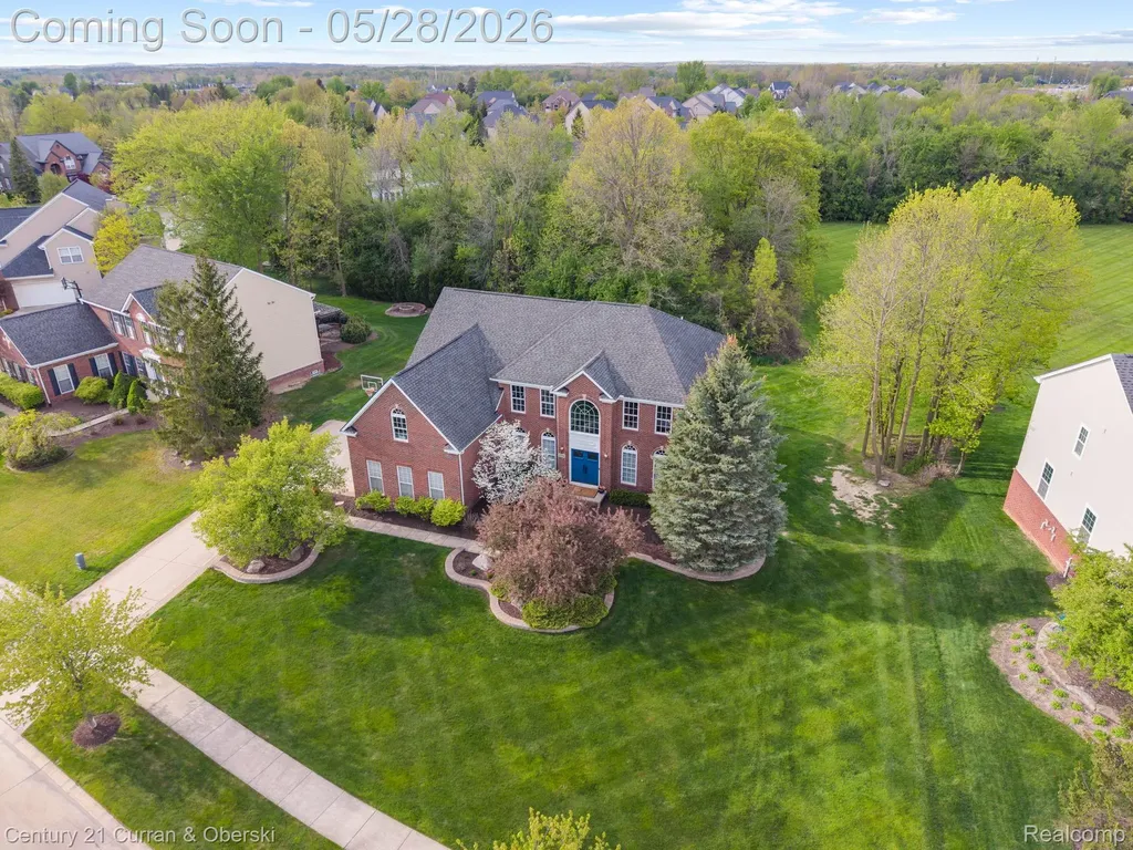 23498 Prescott Lane W Lyon Charter Township MI 48178