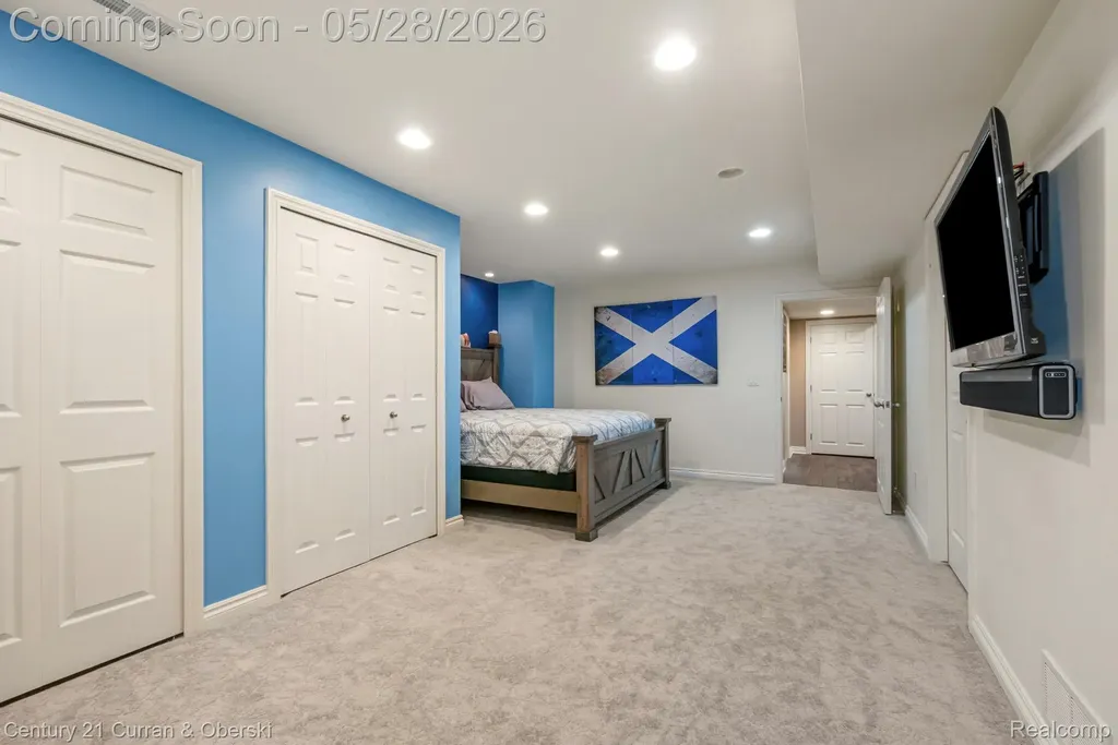 23498 Prescott Lane W Lyon Charter Township MI 48178