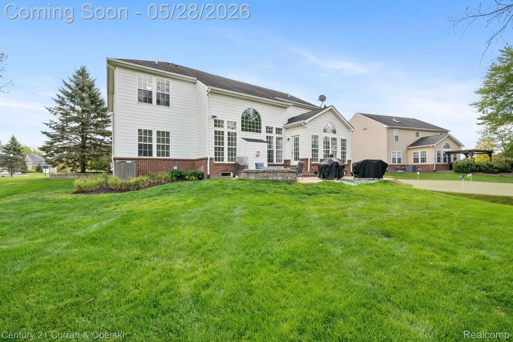 23498 Prescott Lane W Lyon Charter Township MI 48178