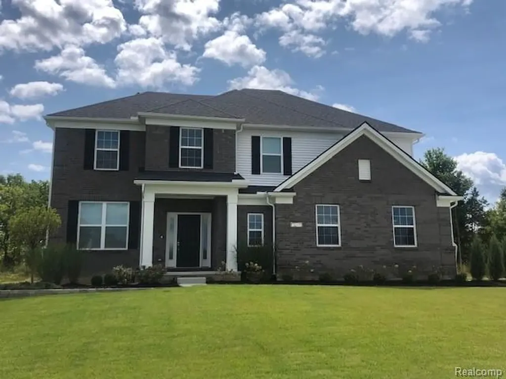 58600 Selma Drive Lyon Charter Township MI 48178