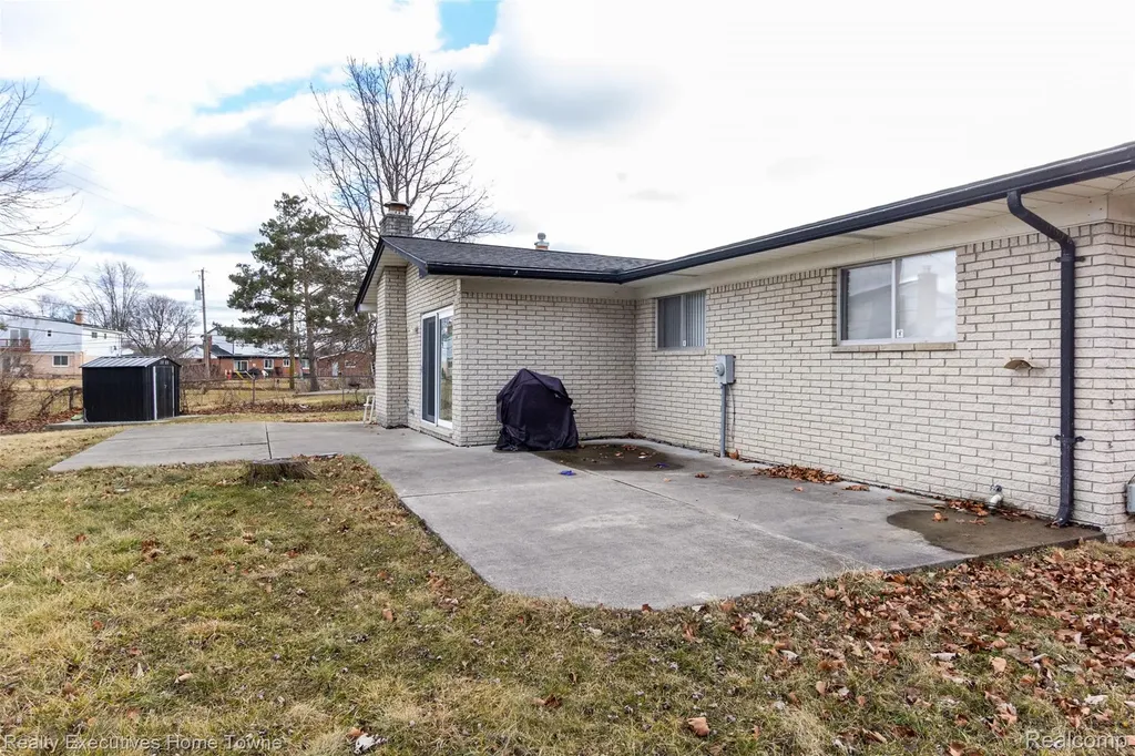 36218 Allison Drive Sterling Heights City MI 48310