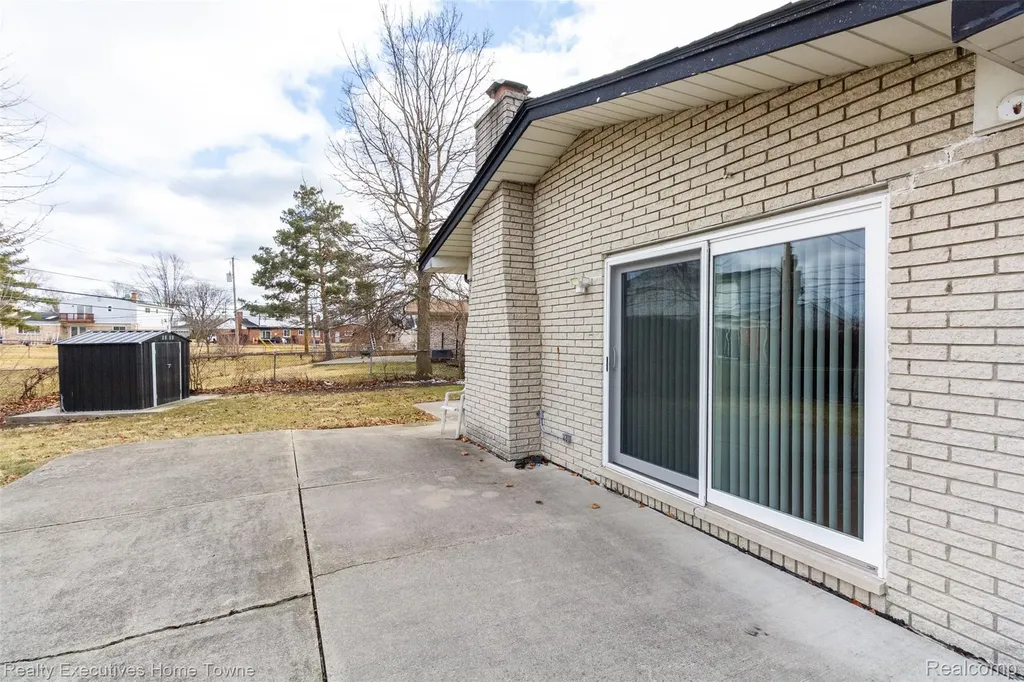 36218 Allison Drive Sterling Heights City MI 48310