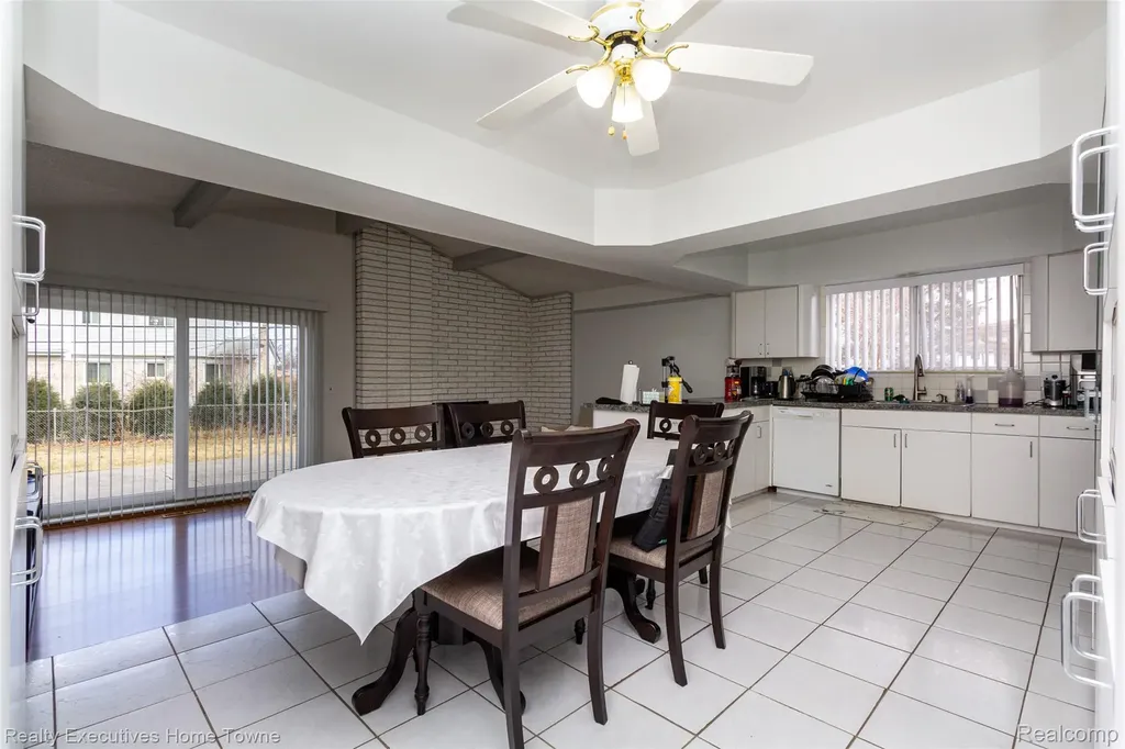 36218 Allison Drive Sterling Heights City MI 48310